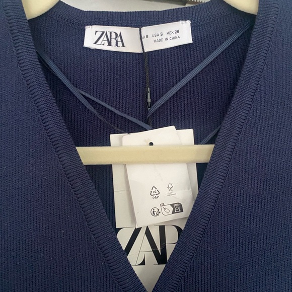 NWT Zara Navy Blue Buttoned Knit Vest - Picture 4 of 8
